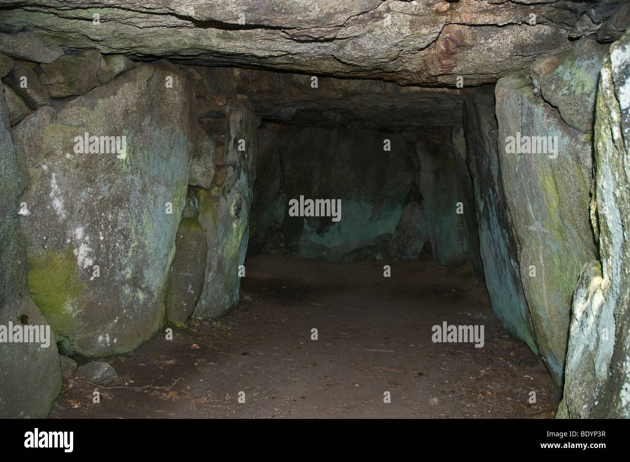 dh La Creux es Faies ST SAVIOUR GUERNSEY Neolithic passage burial tomb grave folklore entrance to fairyland Stock Photo