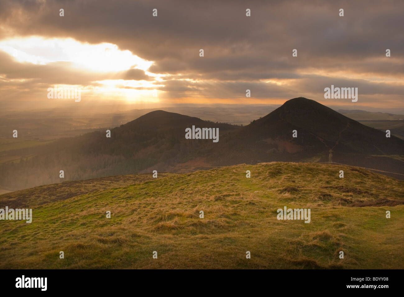 Eildon hills dramatic hi-res stock photography and images - Alamy