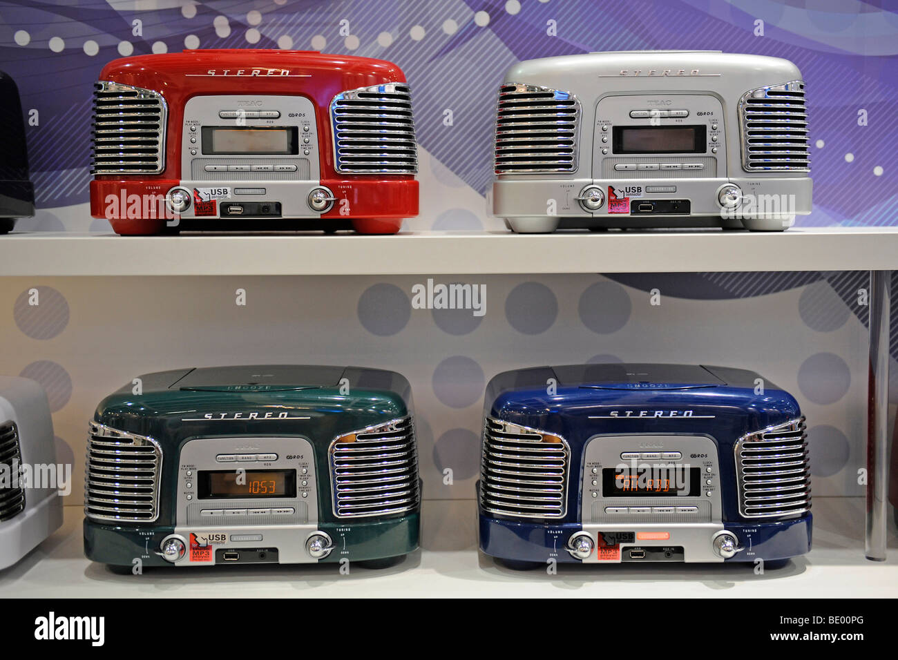 Retro cd player hi-res stock photography and images - Alamy