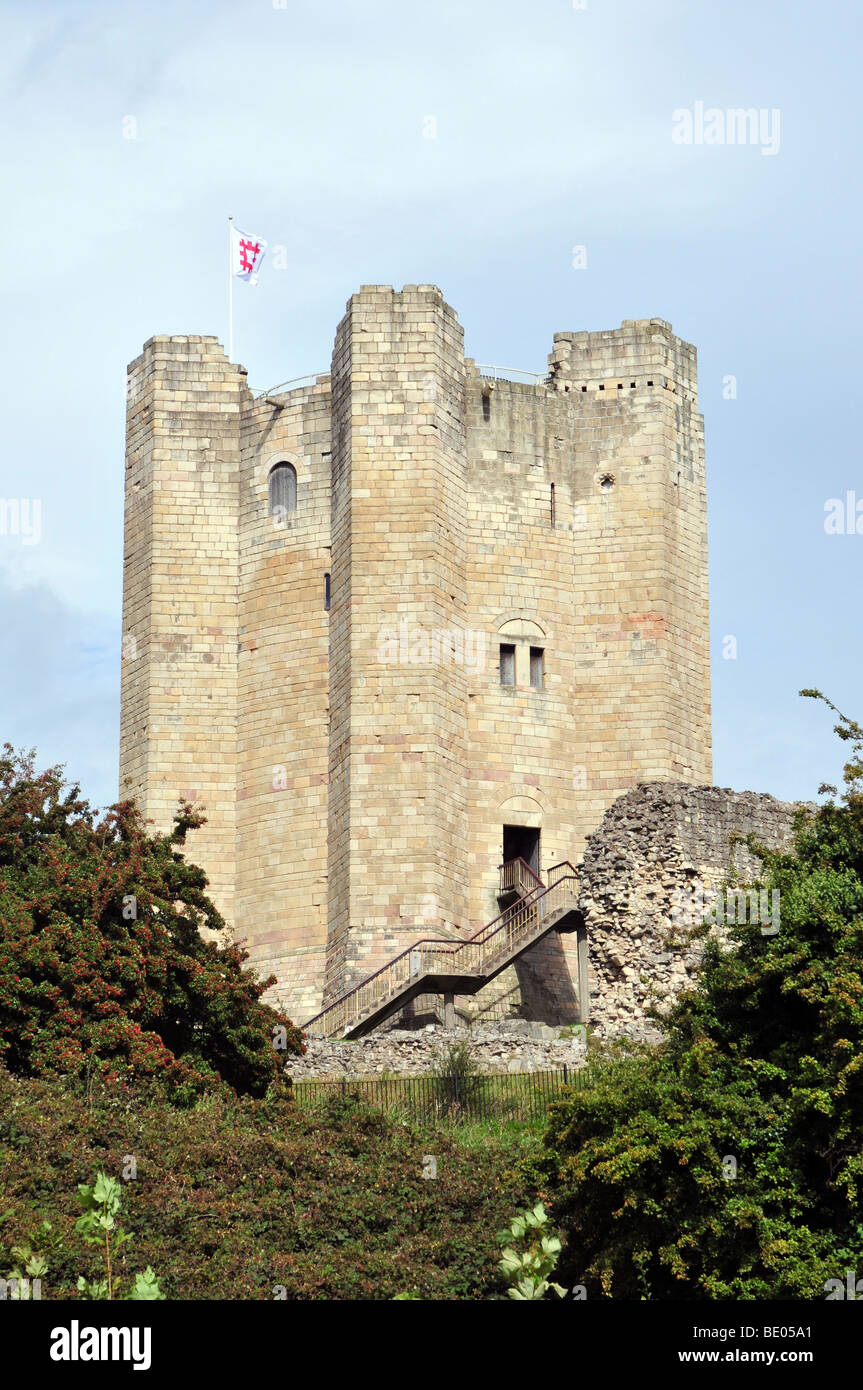 Conisbrough castle doncaster hi-res stock photography and images - Alamy