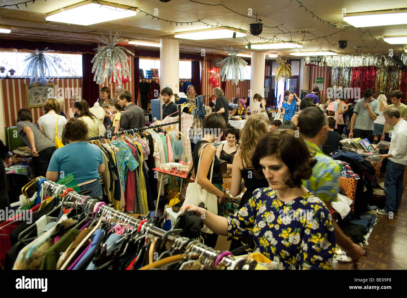 Jumble sale clothes hires stock photography and images Alamy