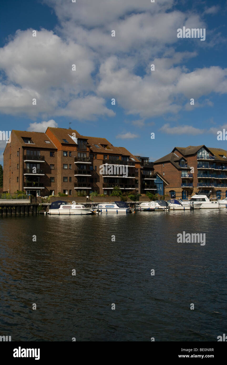 Hampton wick hires stock photography and images Alamy