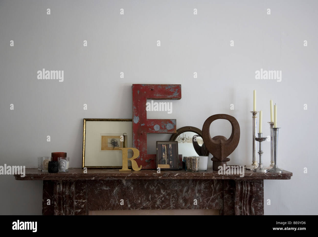 Altar candlestick decorated hi-res stock photography and images - Alamy