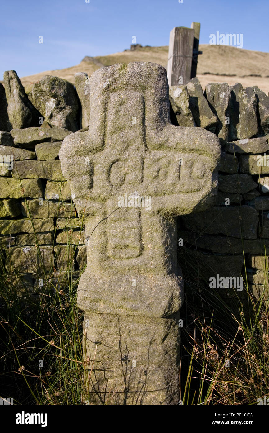 The Edale Cross thought to be of Anglo Saxon origins dated circa 700AD Edale to Hayfield footpath Derbyshire Peak District UK Stock Photo