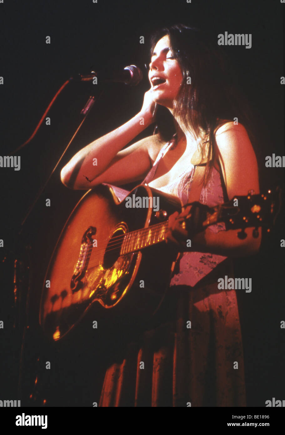 EMMYLOU HARRIS - US Country & Western singer Stock Photo