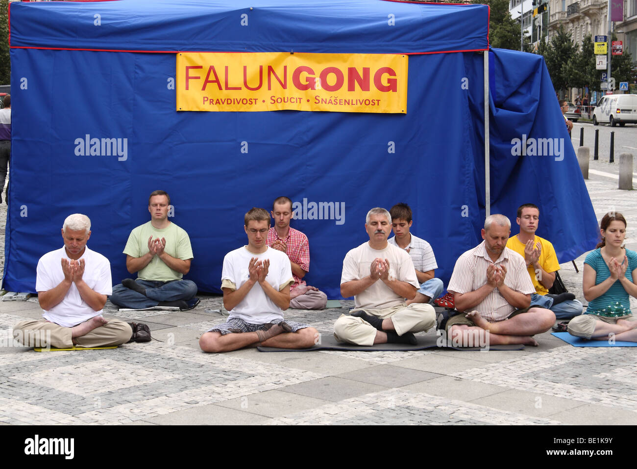 Falun Gong practitioners meditating in Vaclavske Namesti. Prague. Czech  Republic Stock Photo - Alamy