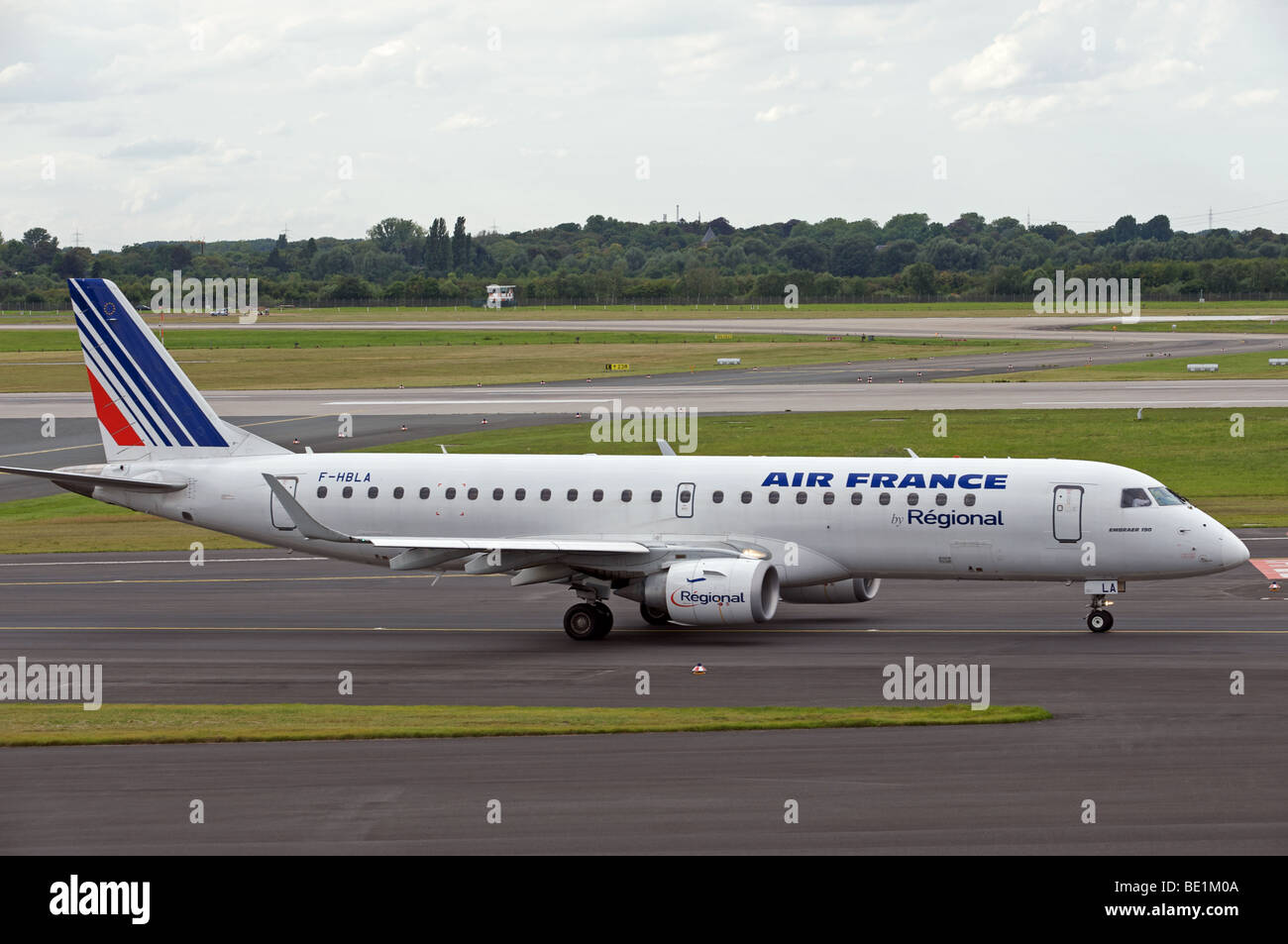Air France Regional Embraer 190 airliner, Dusseldorf International Airport. Stock Photo