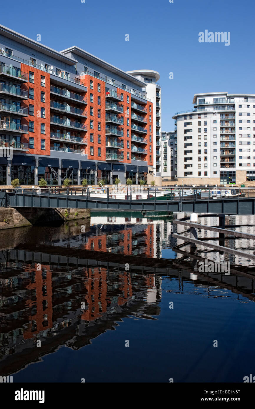 Clarence dock waterfront hi-res stock photography and images - Alamy