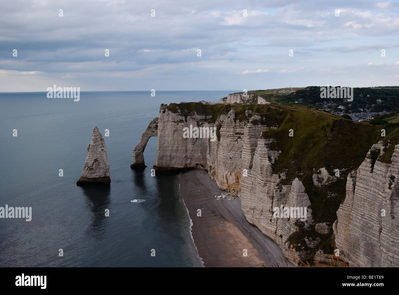 normandy the etretat cliffs Stock Photo - Alamy
