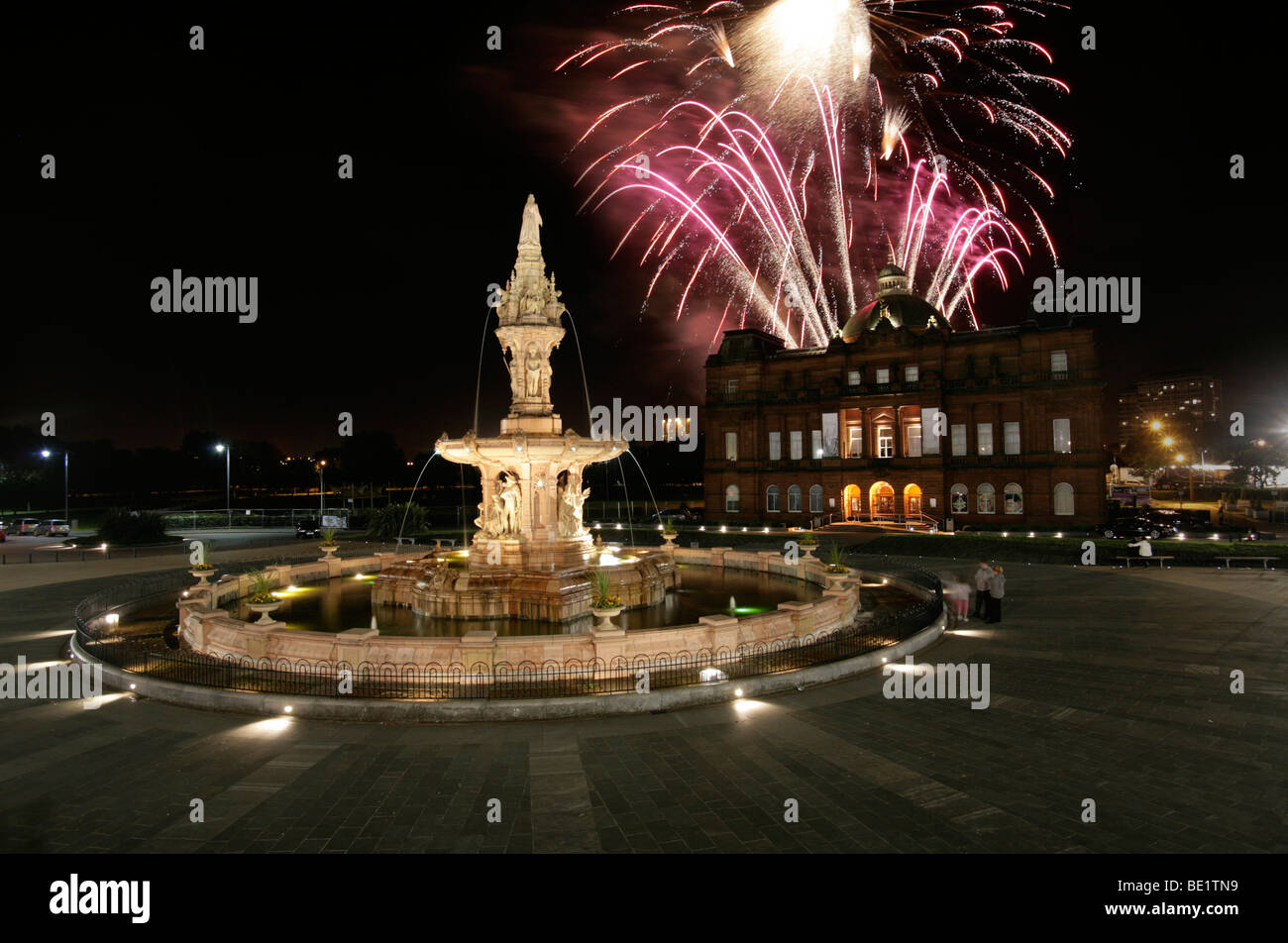 Fireworks over the People's palace, Glasgow Green, Glasgow, Scotland. Stock Photo