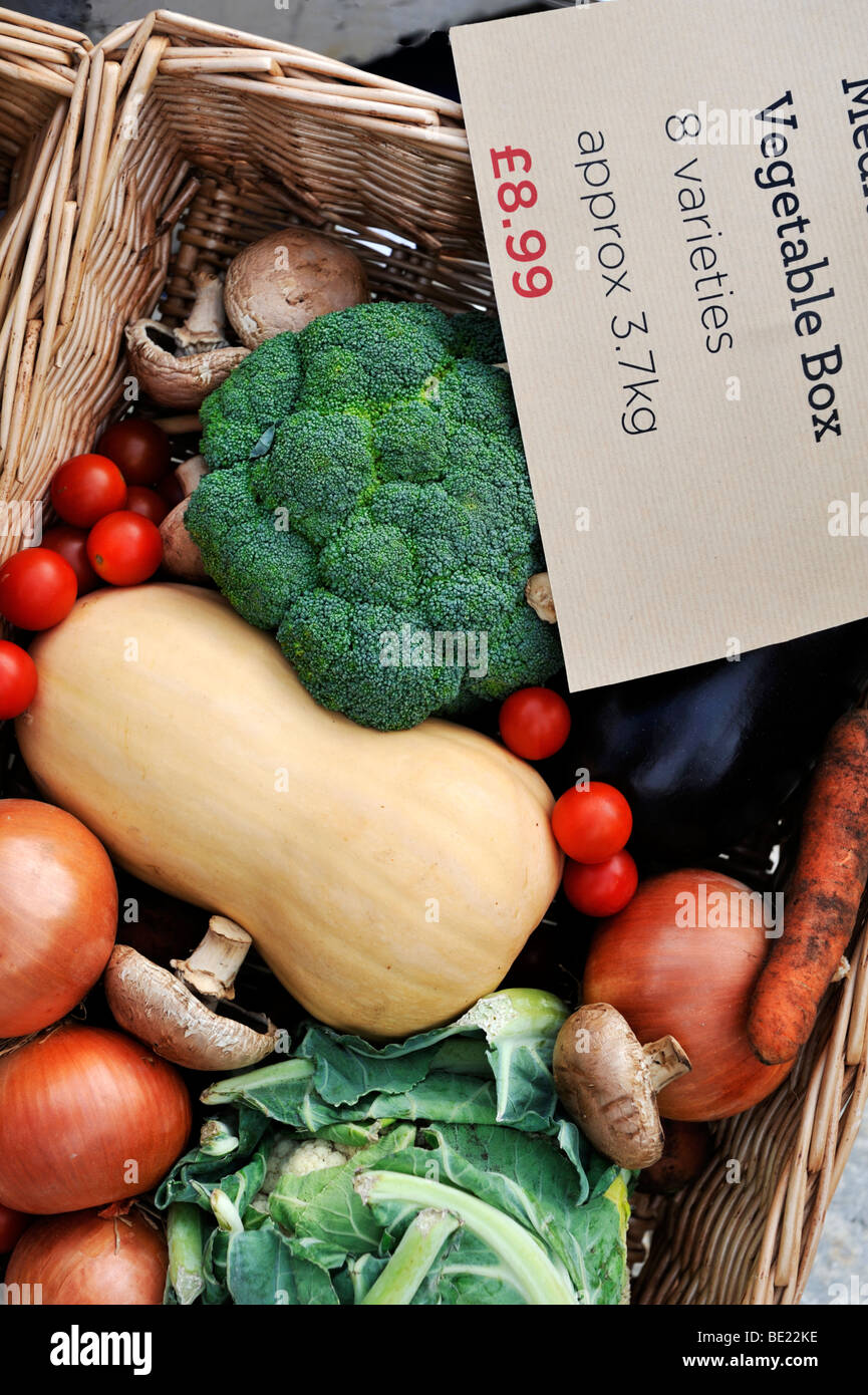 Organic vegetable box for home delivery service Stock Photo