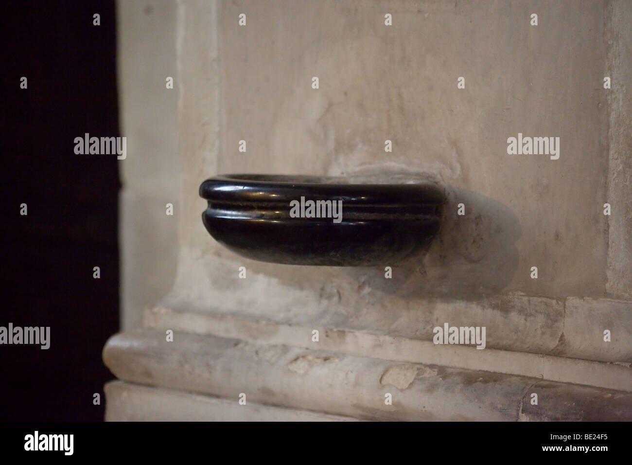 Baptism font hi-res stock photography and images - Alamy