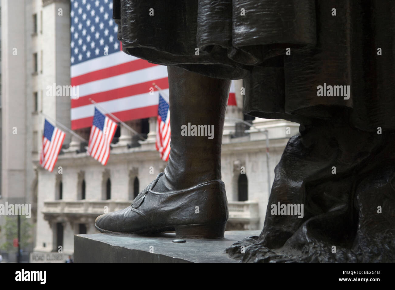 The statue of US President George Washington in front of Federal Hall ...