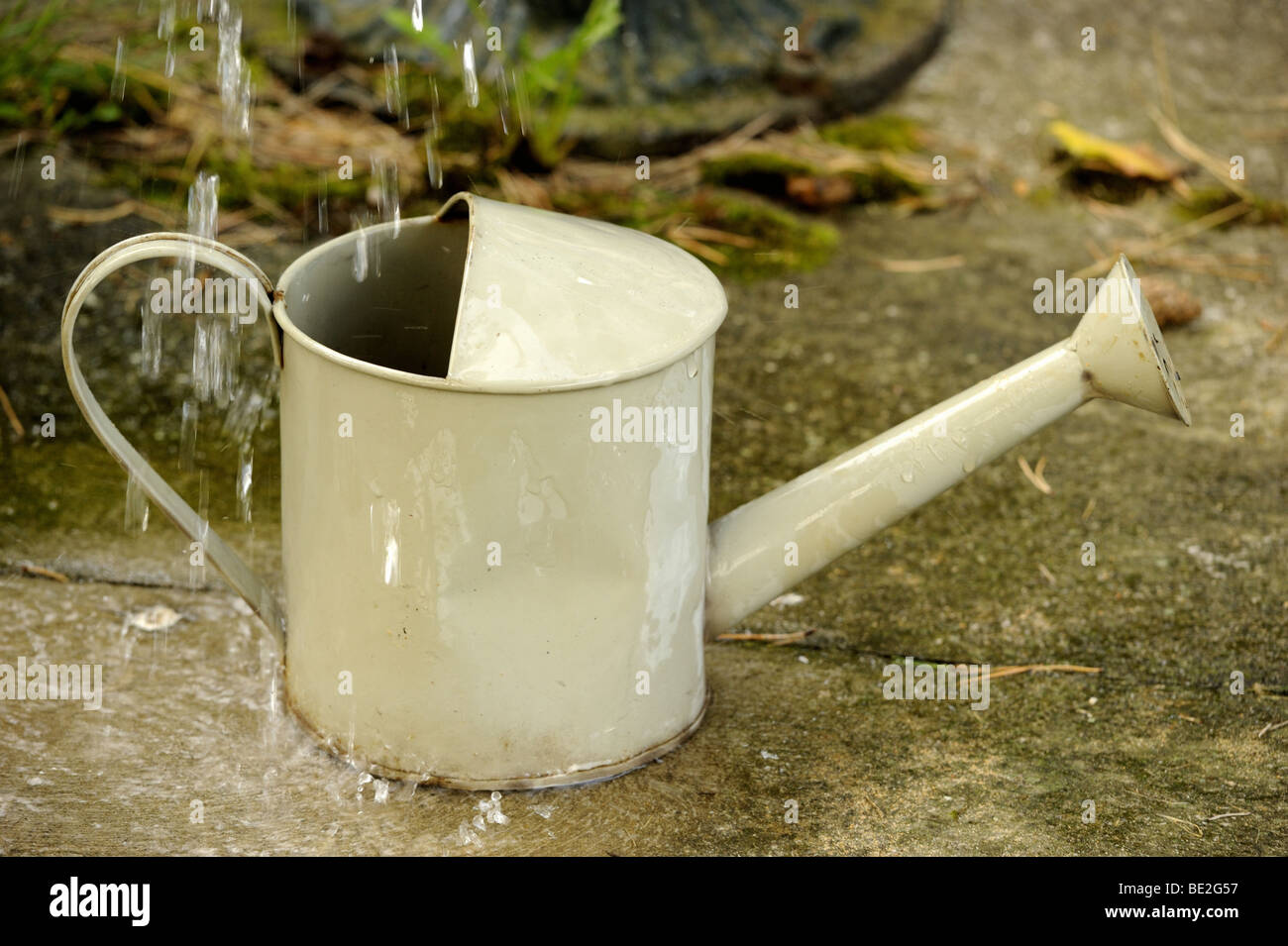 Old galvanised water tank hires stock photography and images Alamy