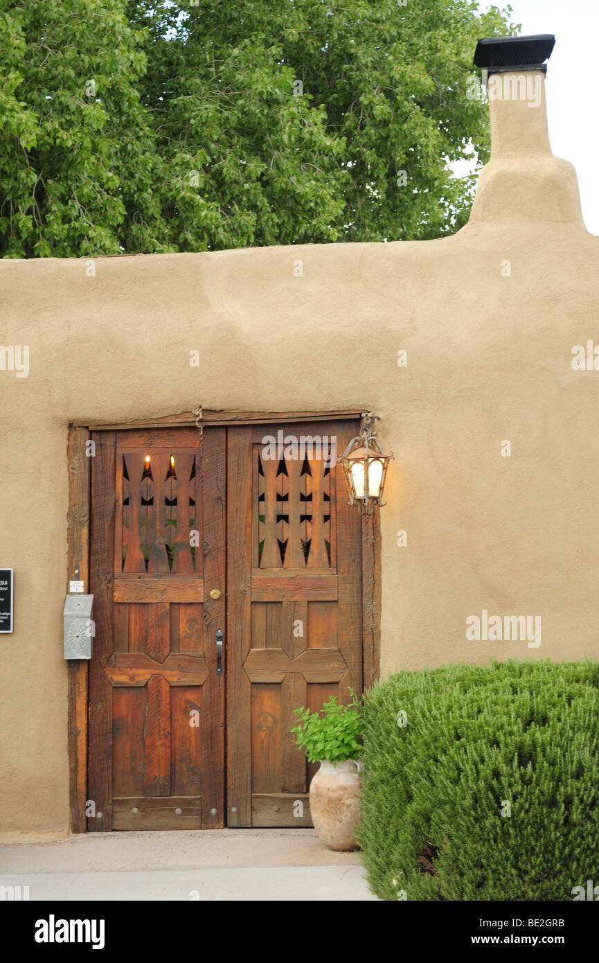 USA Albuquerque, New Mexico-Hacienda Antigua Bed and Breakfast-hotel entrance Stock Photo