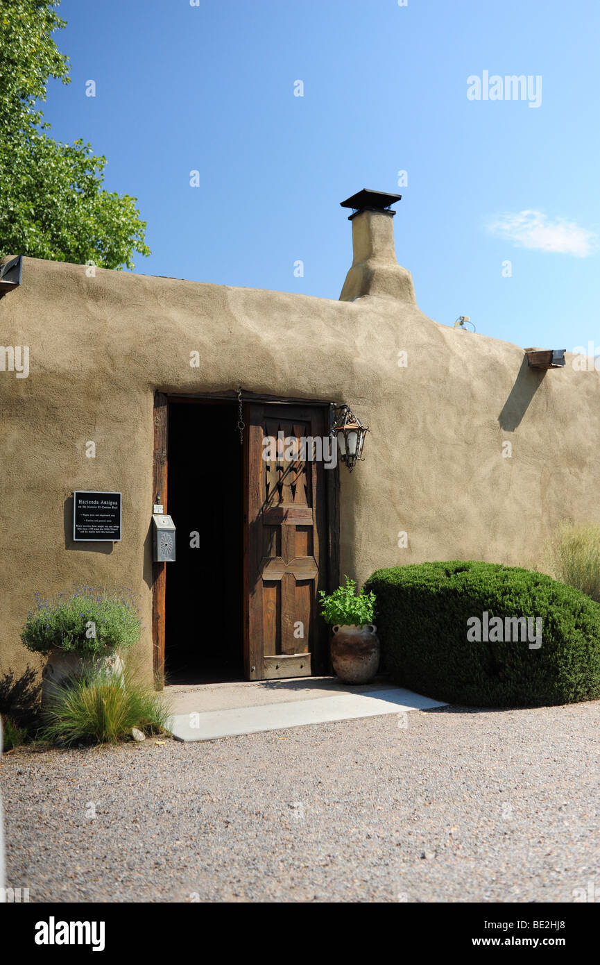 USA Albuquerque, New Mexico-Hacienda Antigua Bed and Breakfast-hotel entrance doors Stock Photo