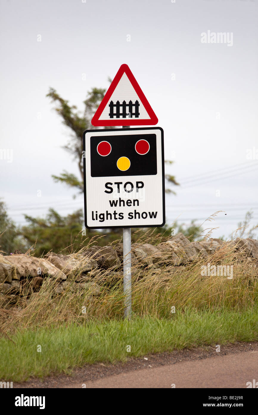 Road Sign At Railway Level Crossing Near Lindisfarne Northumberland Uk 968 Level Crossing Stock Photo Alamy