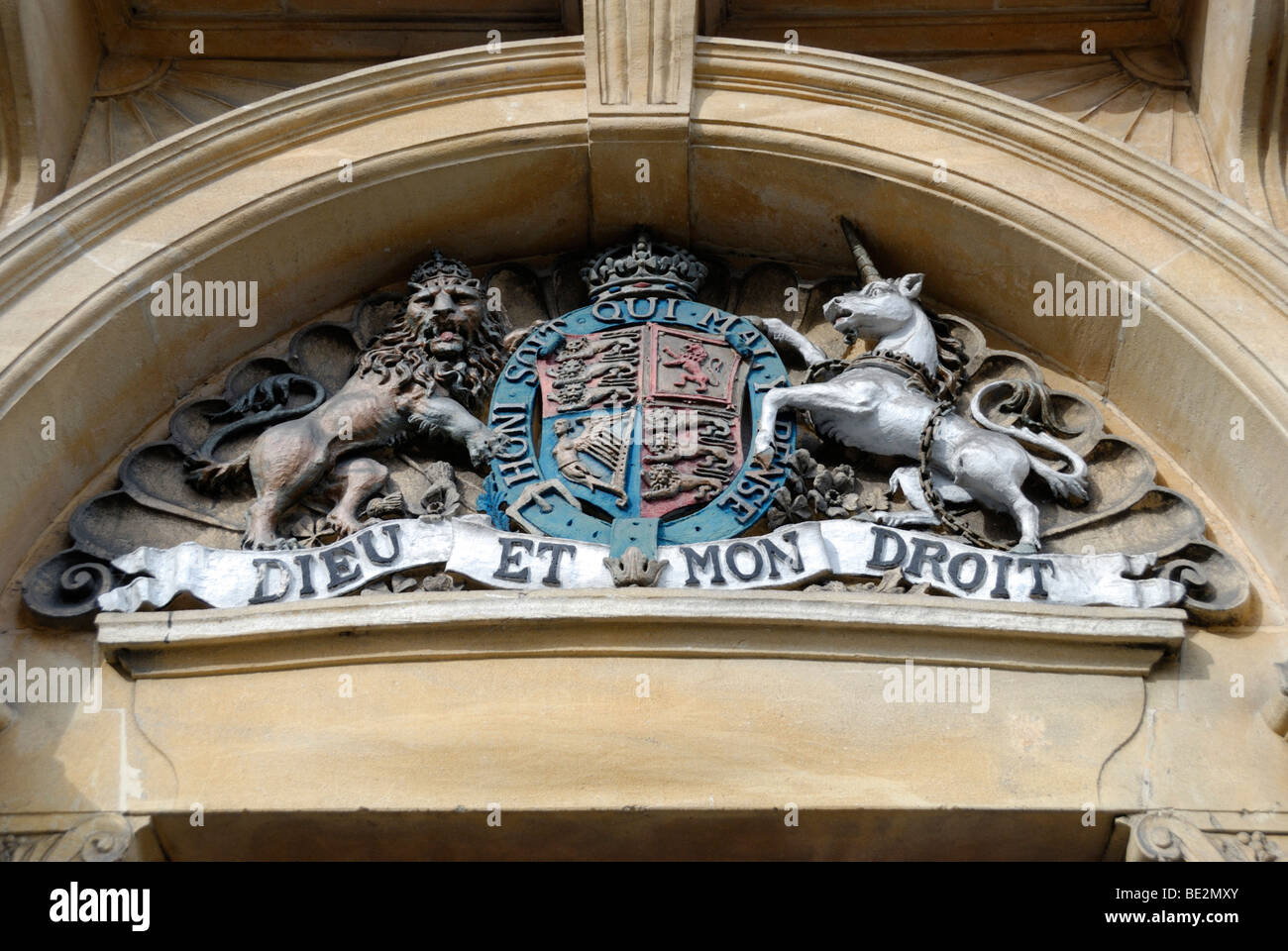 'Dieu et Mon Droit' motto and crest of the British Monarch on exterior of building in High Wycombe, Buckinghamshire, England Stock Photo