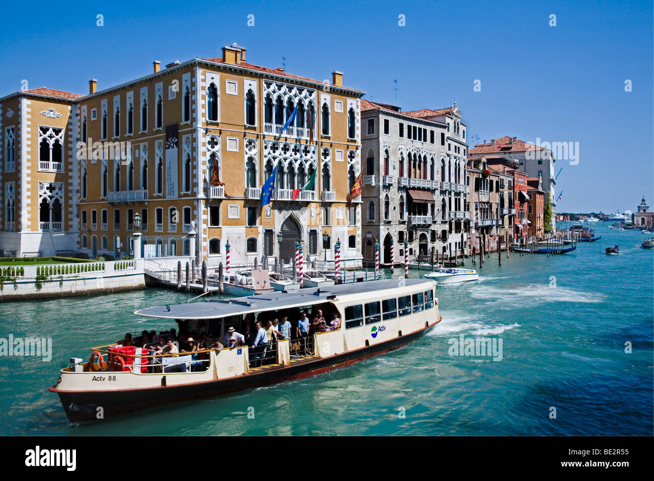Grand canal scenic spot hi-res stock photography and images - Alamy
