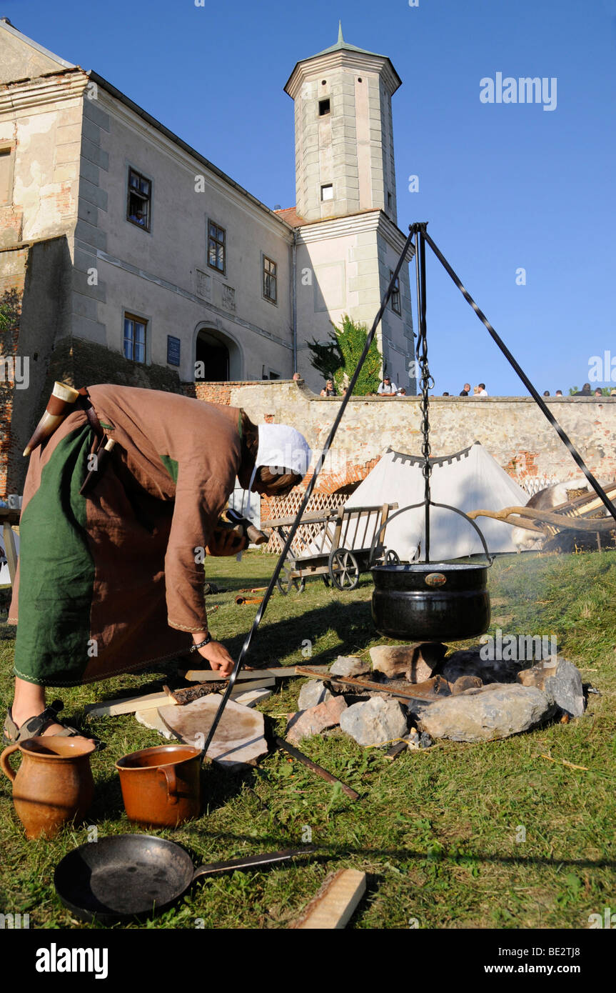 Cooking pot over fire, Jedenspeigen and Duernkrut knights festival, Weinviertel, wine quarter, Lower Austria, Austria, Europe Stock Photo