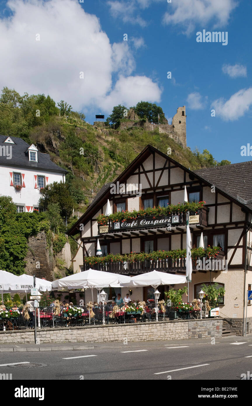 Kreuzberg, Altenahr, view from the village on the ruins of Burg Are