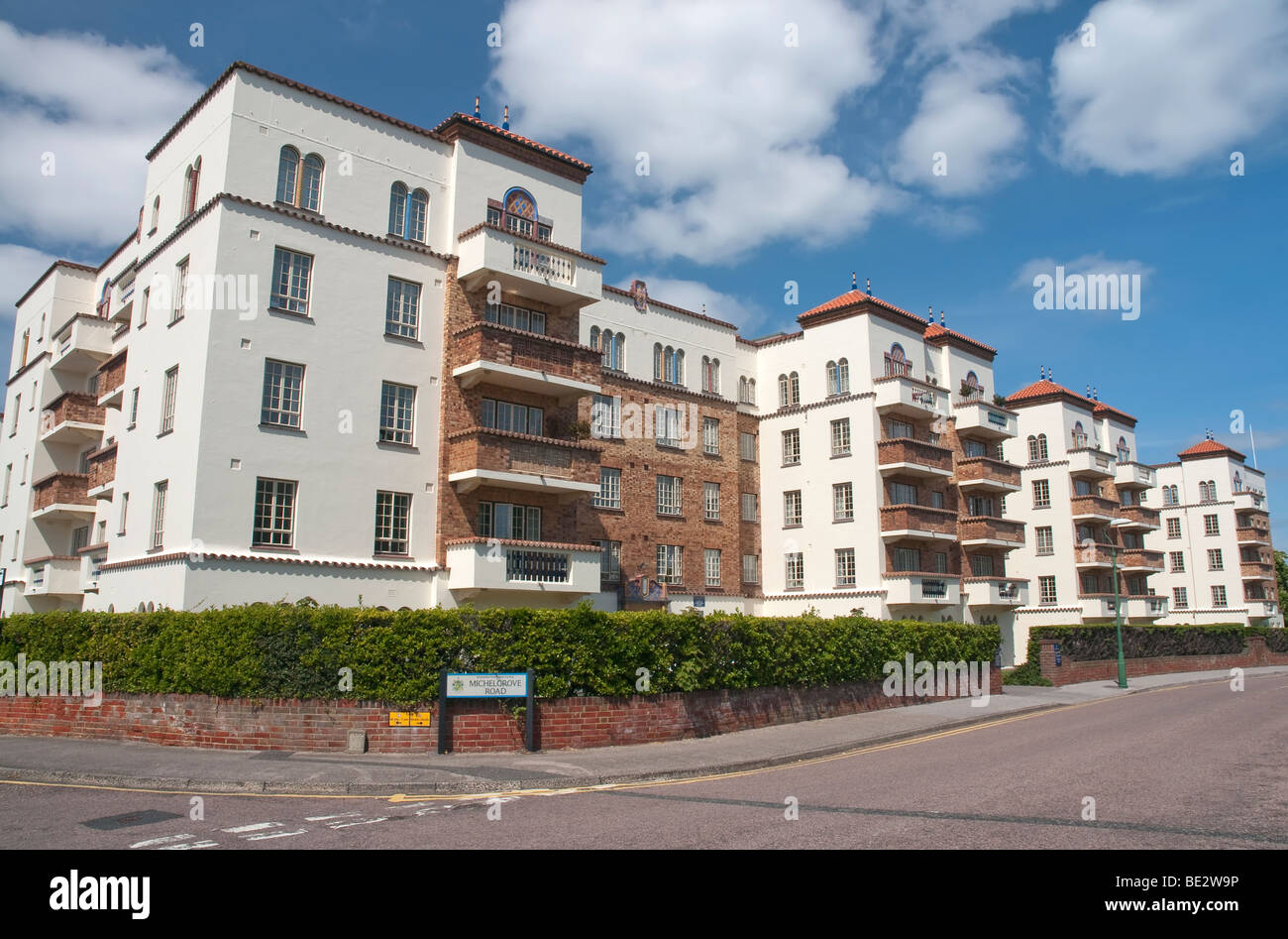 Continental style flats/apartments on Cliff near