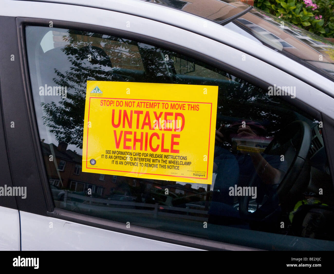 Untaxed vehicle dvla sticker hires stock photography and images Alamy