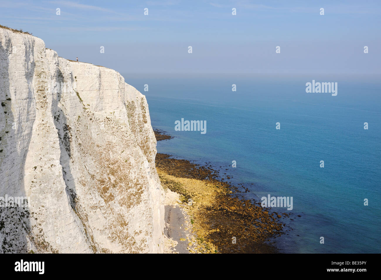 View of the White Cliffs of Dover, Kent, England, UK, Europe Stock Photo
