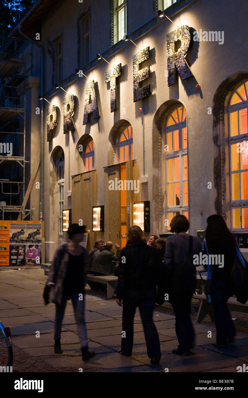 Nightlife berlin culture hi-res stock photography and images - Alamy