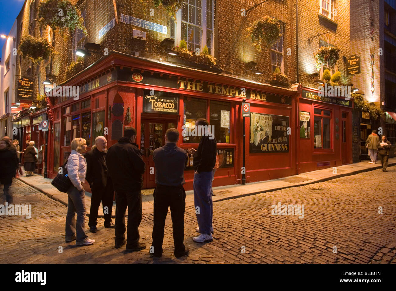 Pub "The Temple Bar" in the entertainment district Temple Bar, Dublin, County Dublin, Leinster