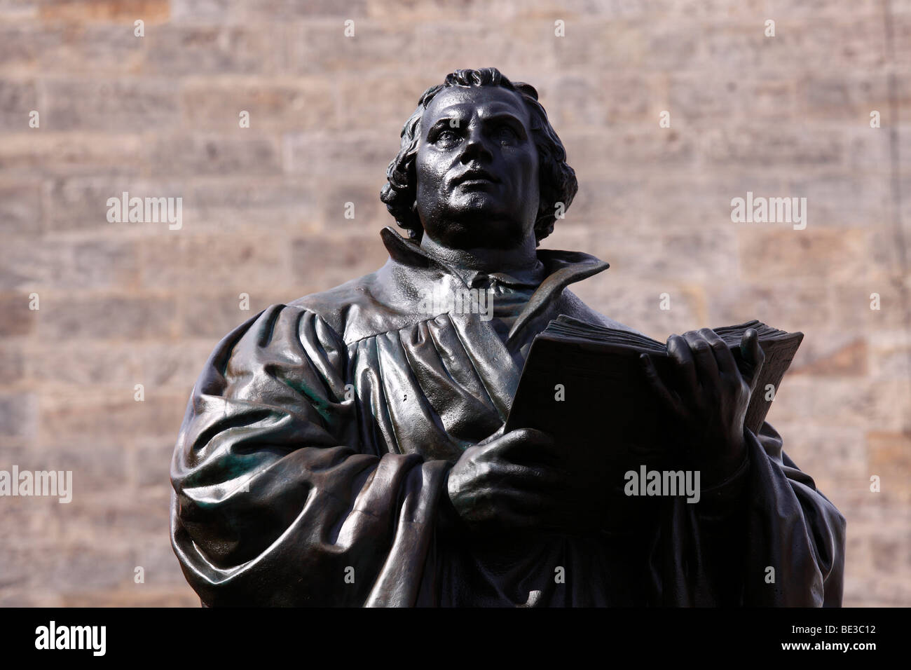 Martin luther statue denkmal hi-res stock photography and images - Alamy