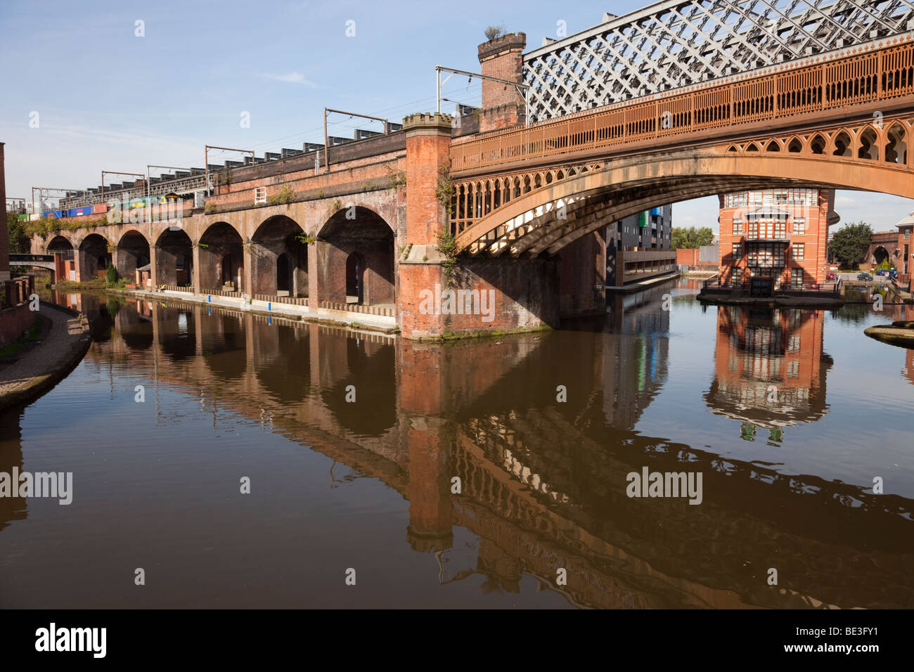 Castlefield Urban Heritage Park, Manchester, England, UK. Victorian railway bridge over  Bridgewater Canal Stock Photo