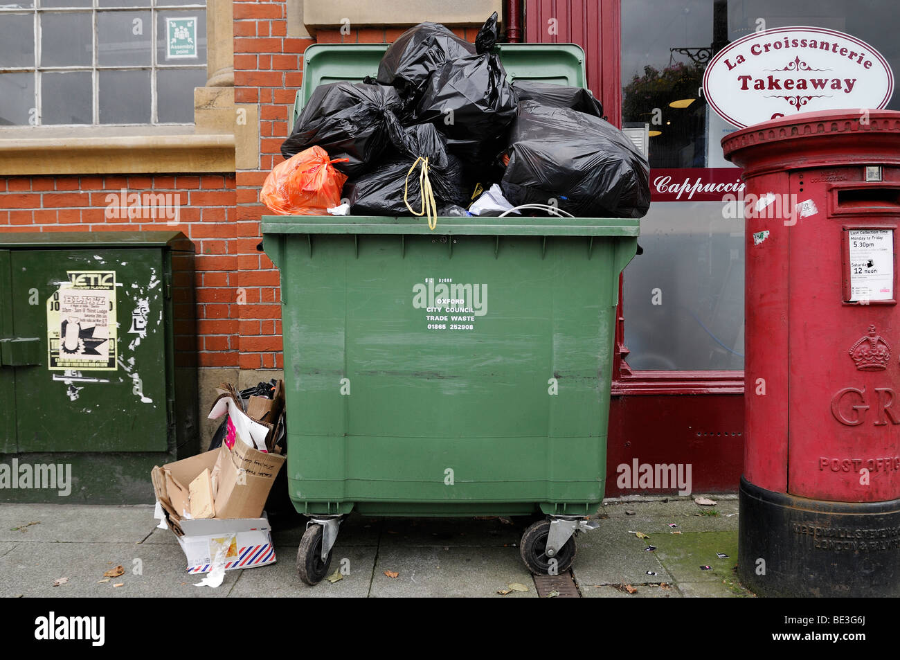 Rubbish Bin on a City Street, Oxford, England, United Kingdom. Stock Photo