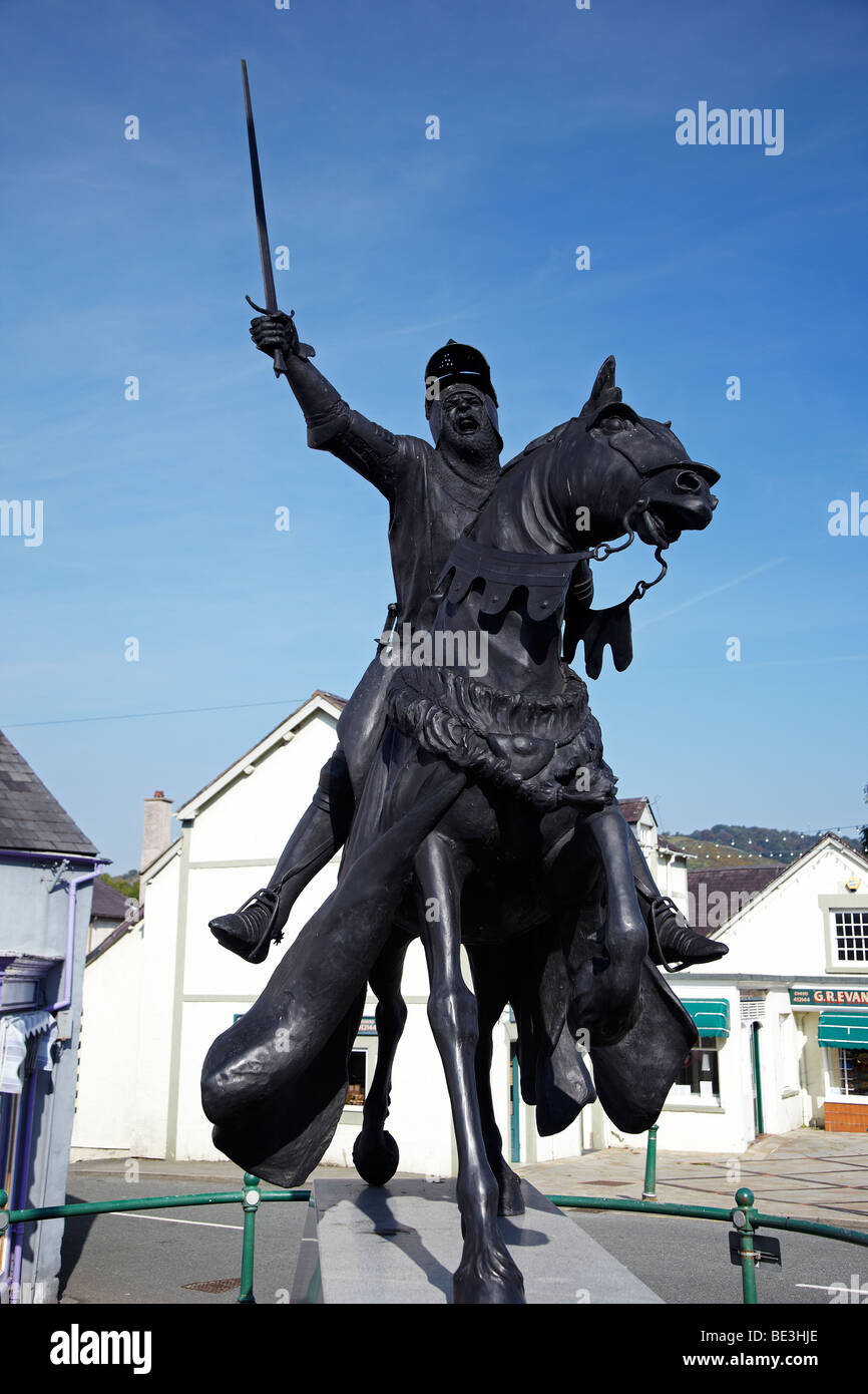 Statue of Owain Glyndwr, Corwen, North Wales, UK Stock Photo Alamy