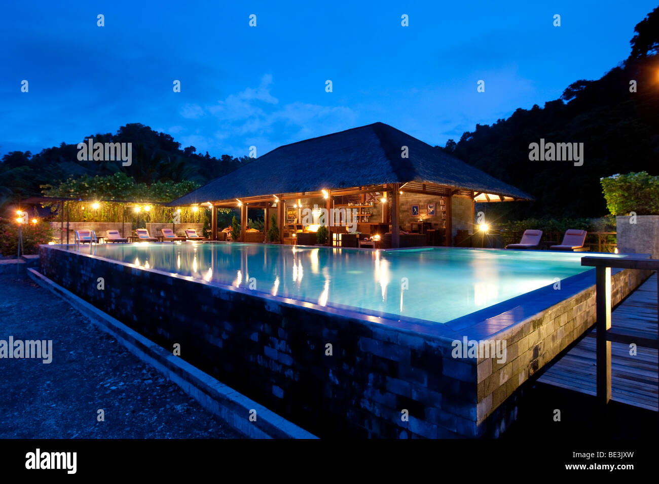 Hotel Minahasa Lagoon, swimming pool and bar, Sulawesi, Indonesia, Southeast Asia Stock Photo