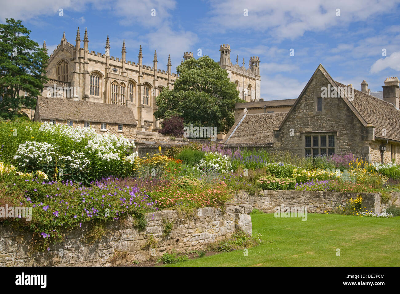 Christ Church war memorial Garden, Oxford University, Cotswolds, England, July, 2009 Stock Photo