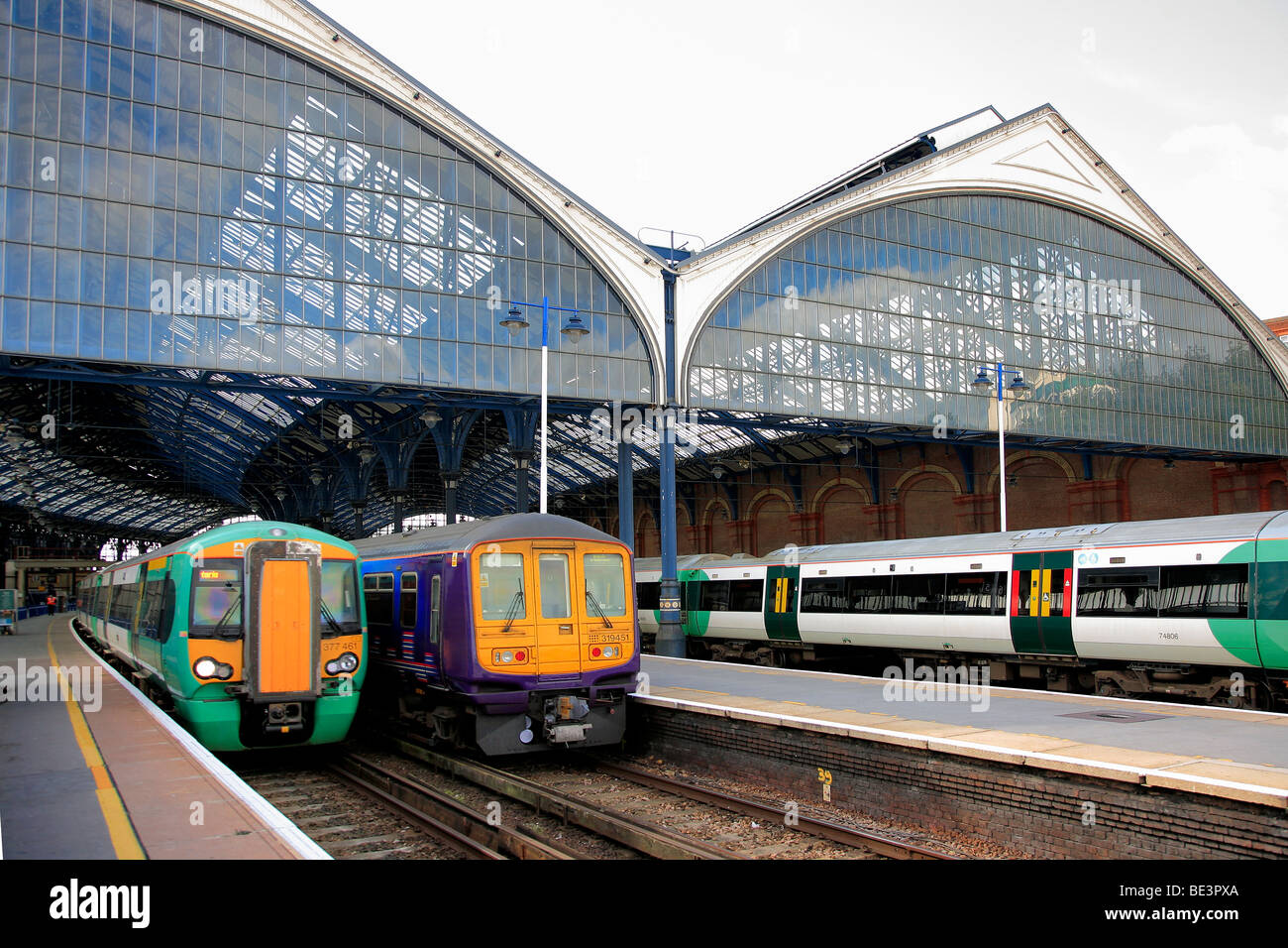 377461 Southern Trains unit 319451 First Capital Connect High Speed