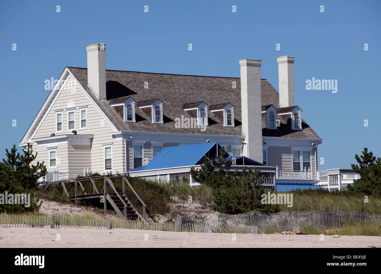 Big beach house, Southhampton, New York Stock Photo Alamy