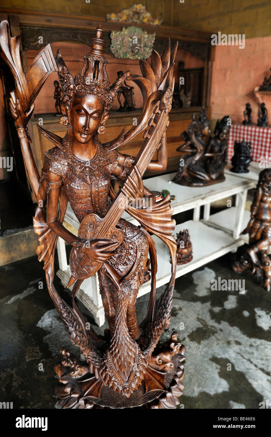 Bali wood carving hi-res stock photography and images - Alamy
