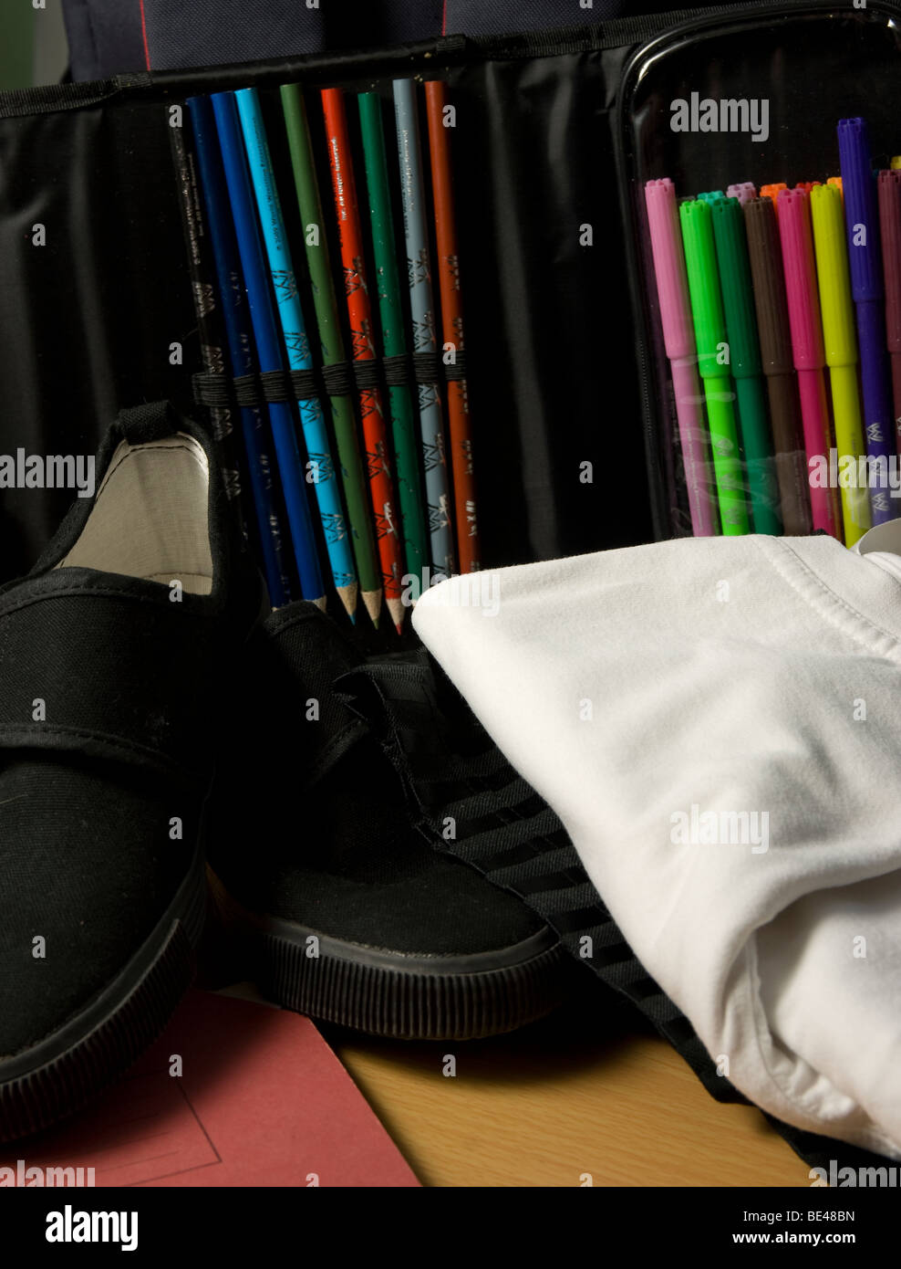 Sale > pe kit bag for school > in stock