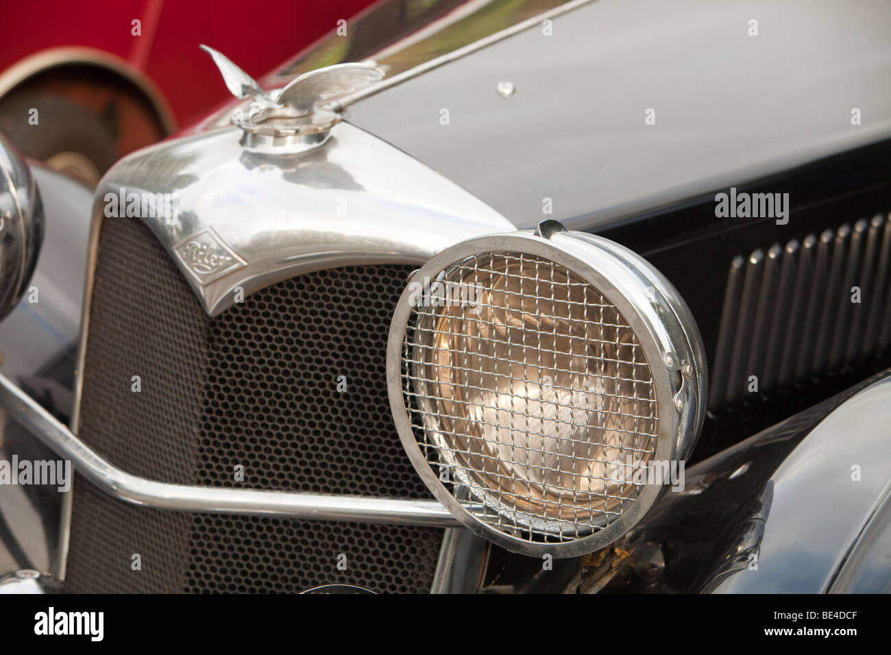 The old headlight hi-res stock photography and images - Alamy