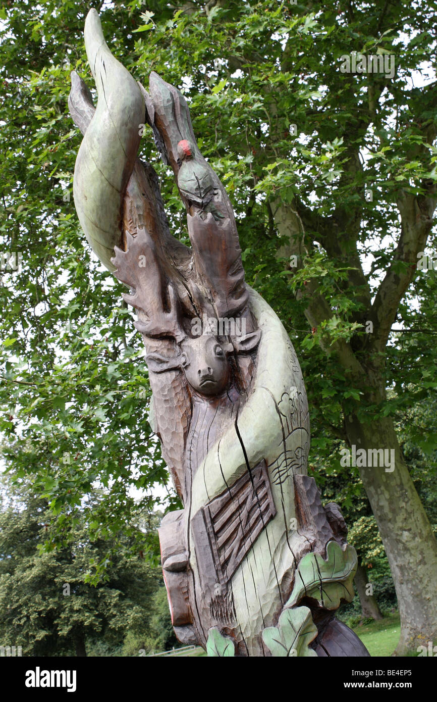 Wooden carving in Sutton Park, Birmingham, UK 2009 Stock Photo