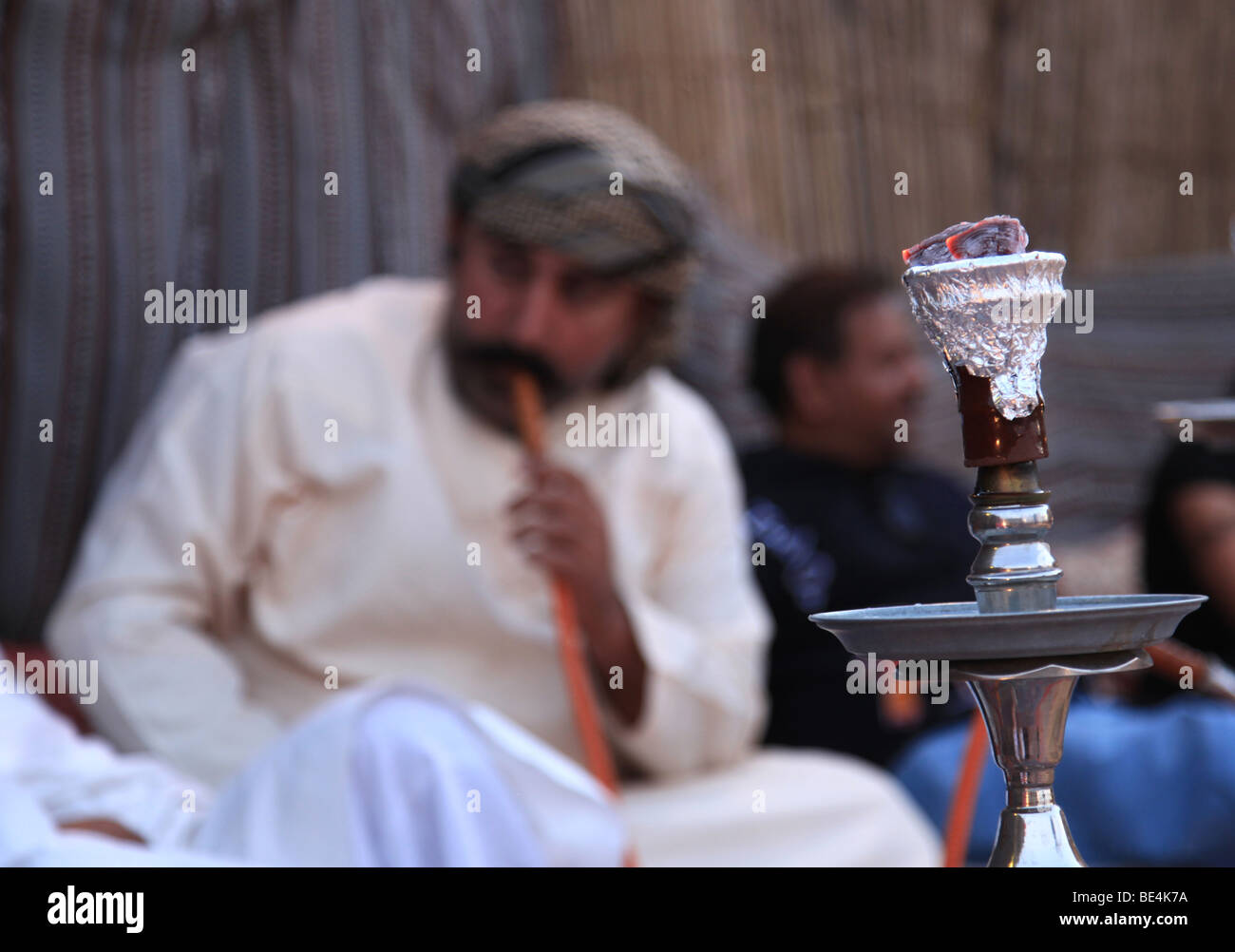 Uae dubai shisha pipe smoking hires stock photography and images Alamy