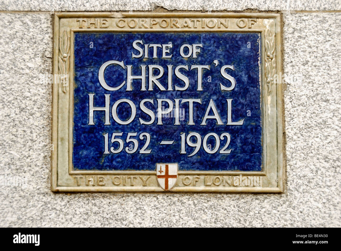 Plaque marking the former site of Christ's Hospital 1552 - 1902 in Newgate St, Holborn, London, England Stock Photo