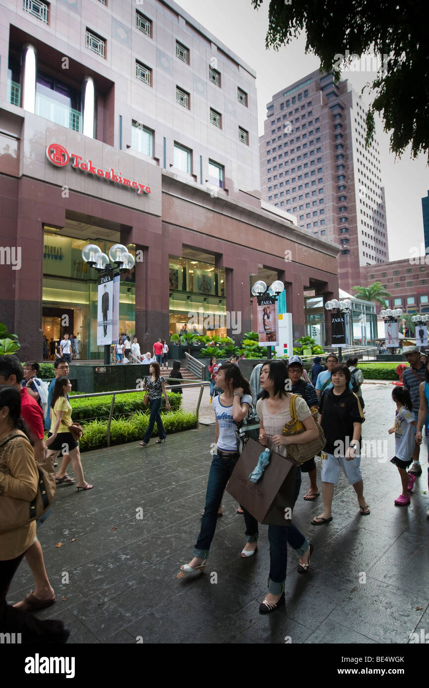 Tourists and locals shopping, Orchard Road, Singapore, Southeast Asia Stock Photo