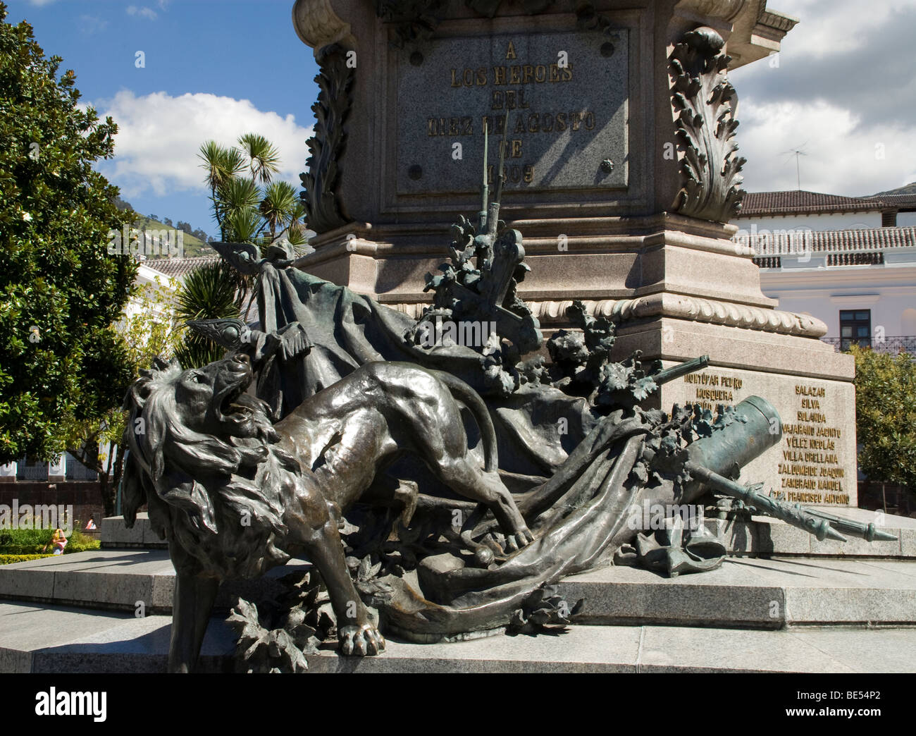 Ecuador. Quito. Historical Center. Square of Independence or Grande. Monument to the Heroes of Independence. Stock Photo