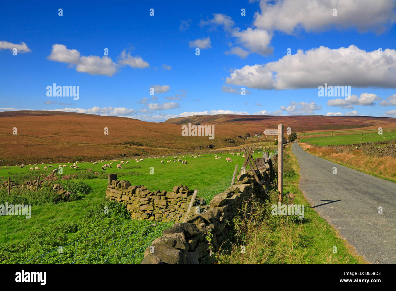 Footpath sign on the road to Widdop Moor, West Yorkshire, England, UK. Stock Photo