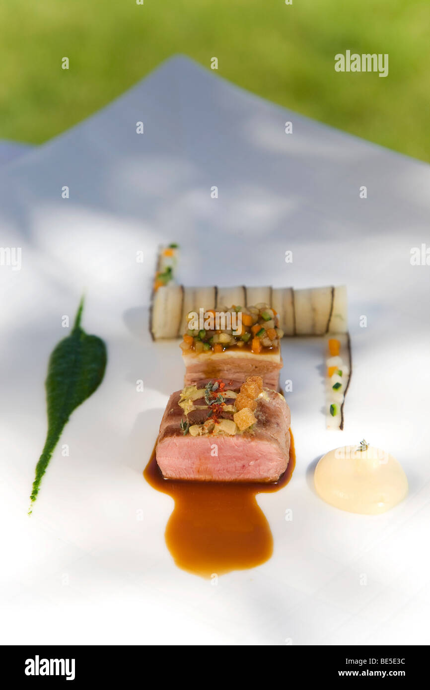 Chop dover sole truffle hollandaise hires stock photography and images