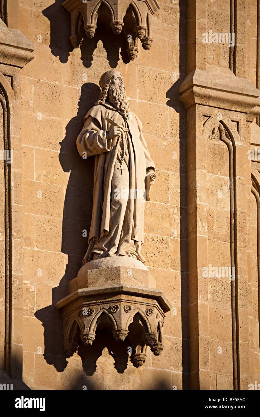 Religious statue spain hires stock photography and images Alamy