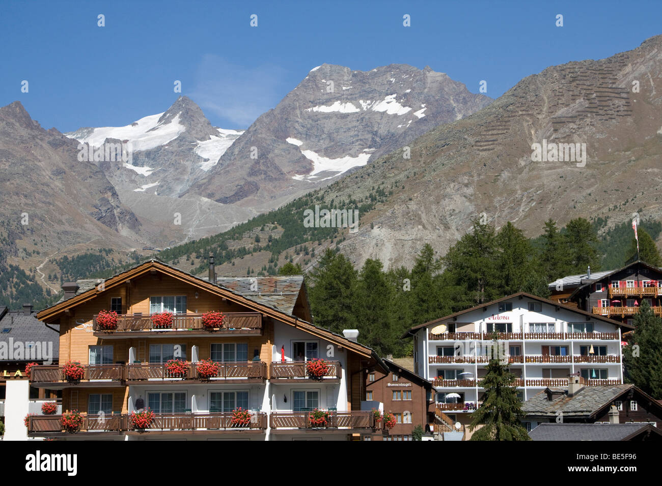 saas fee swiss alps switzerland Stock Photo Alamy